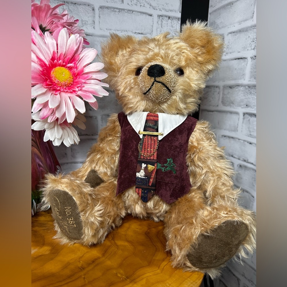 Vintage Rolf Hermann Genuine Mohair Collectors Bear